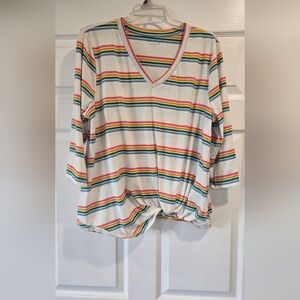 Relaxed Red‎ and Green Tie Front 3/4 Sleeve Tee
